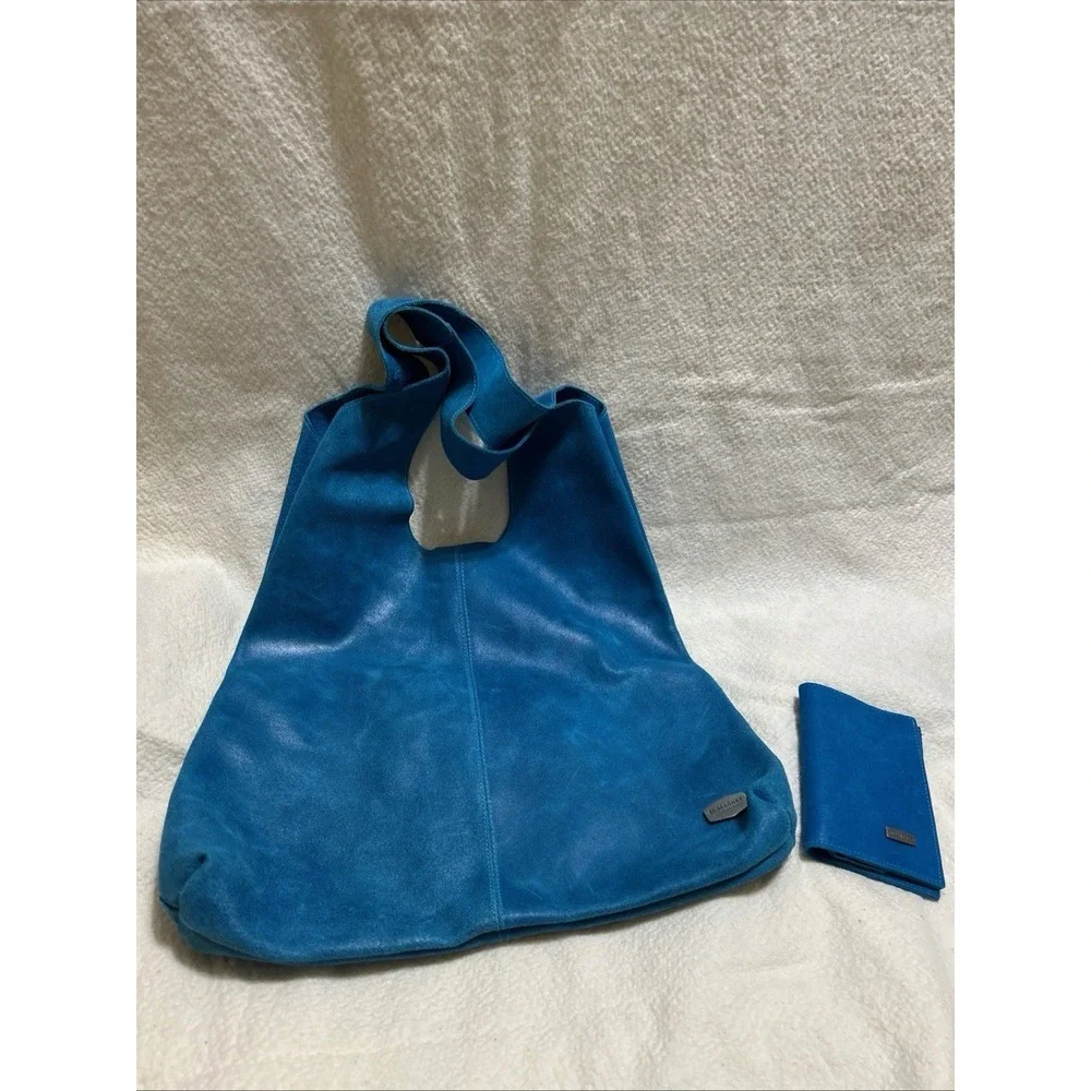 El Market Hobo Style Suede Bag With Wallet
